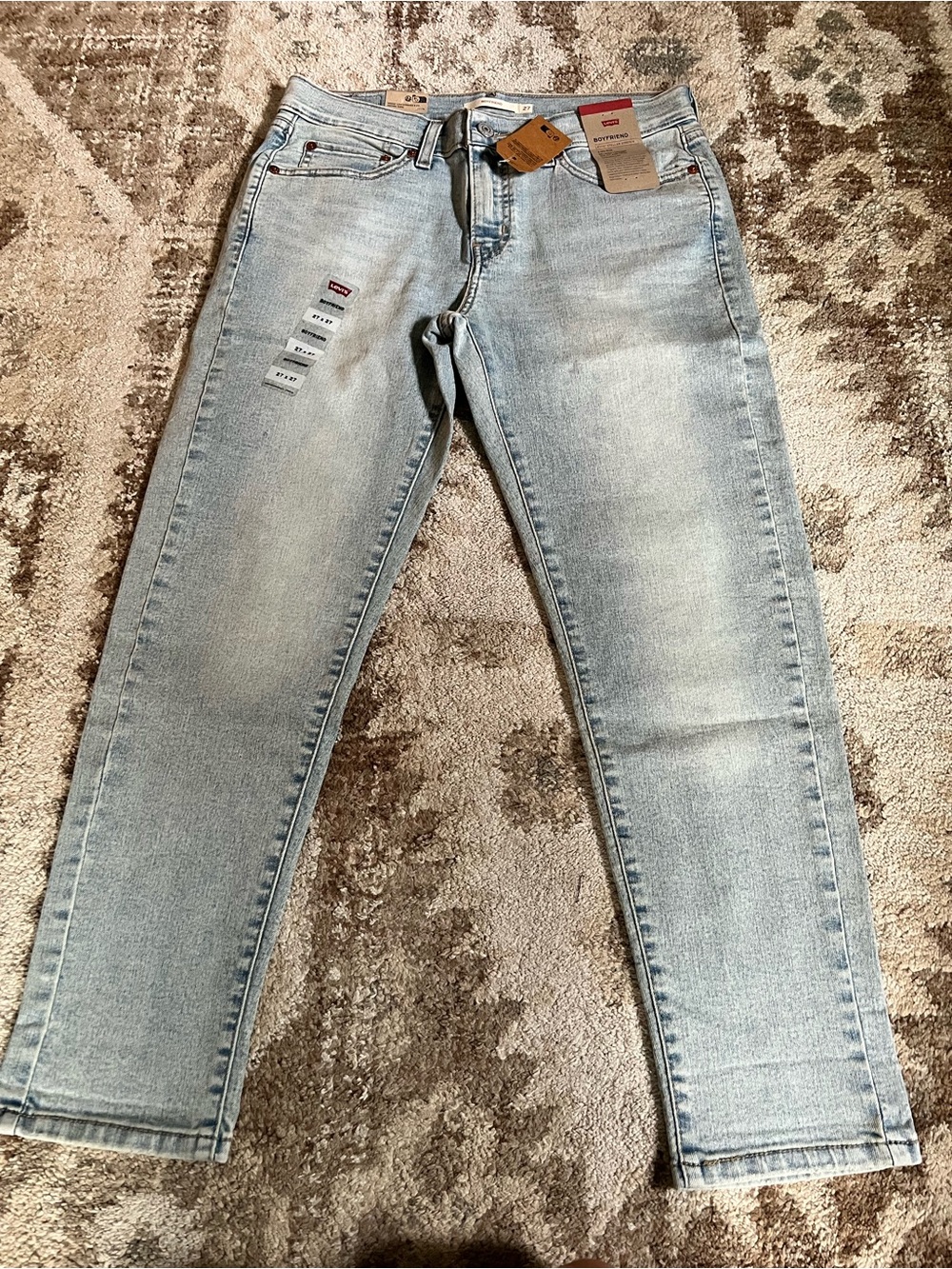 Levi's Women's Boyfriend Jeans Light Wash Size 27
